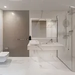 Byron Hotel