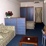 Byron Hotel 4*