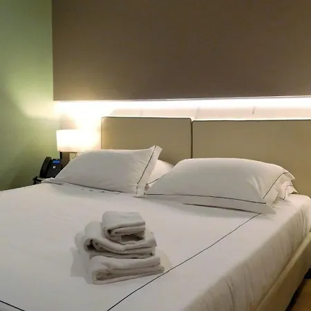 Byron 4* Lerici