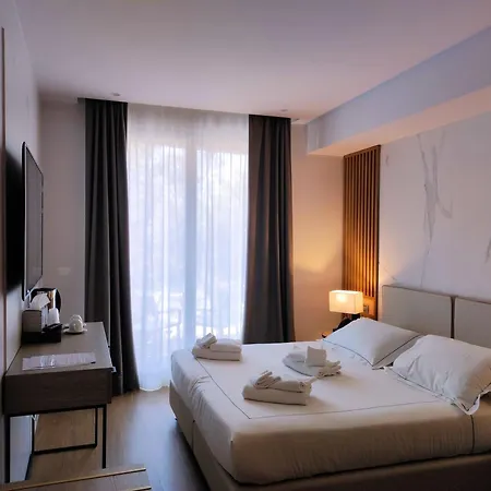 Hotel Byron 4*